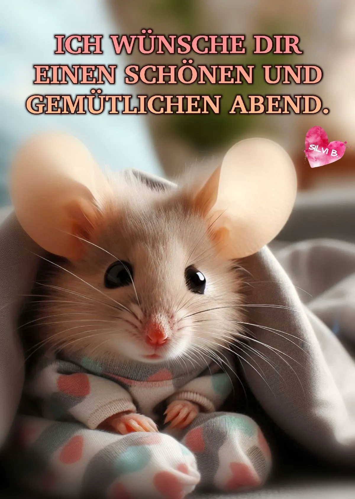 Ein niedliches Mäuschen in einem farbenfrohen Pullover sitzt auf einem Sofa, umgeben von einer gemütlichen Atmosphäre.