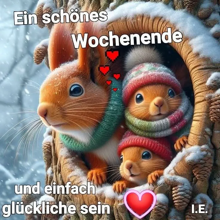 Drei Eichhörnchen in einem Nest, zwei tragen Mützen und Schals, im Hintergrund schneit es leicht.