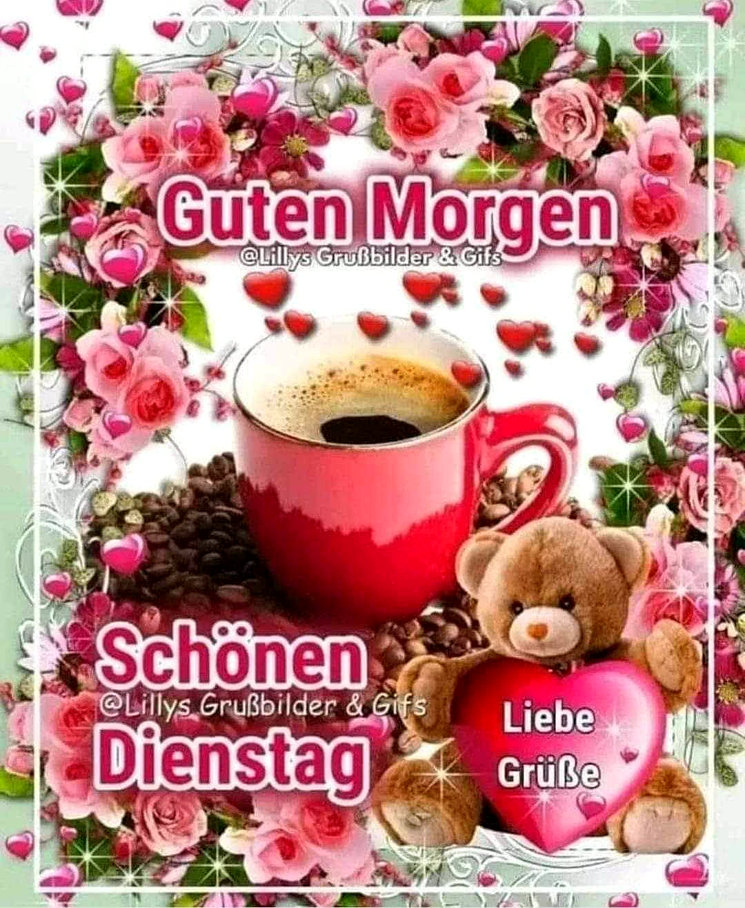Ein rosa Kaffeebecher mit Kaffee, umgeben von Kaffeebohnen, rosa Rosen, kleinen Teddybären und einem rosa Herz. Der Hintergrund ist mit kleinen rosa Herzen und Blumen dekoriert.