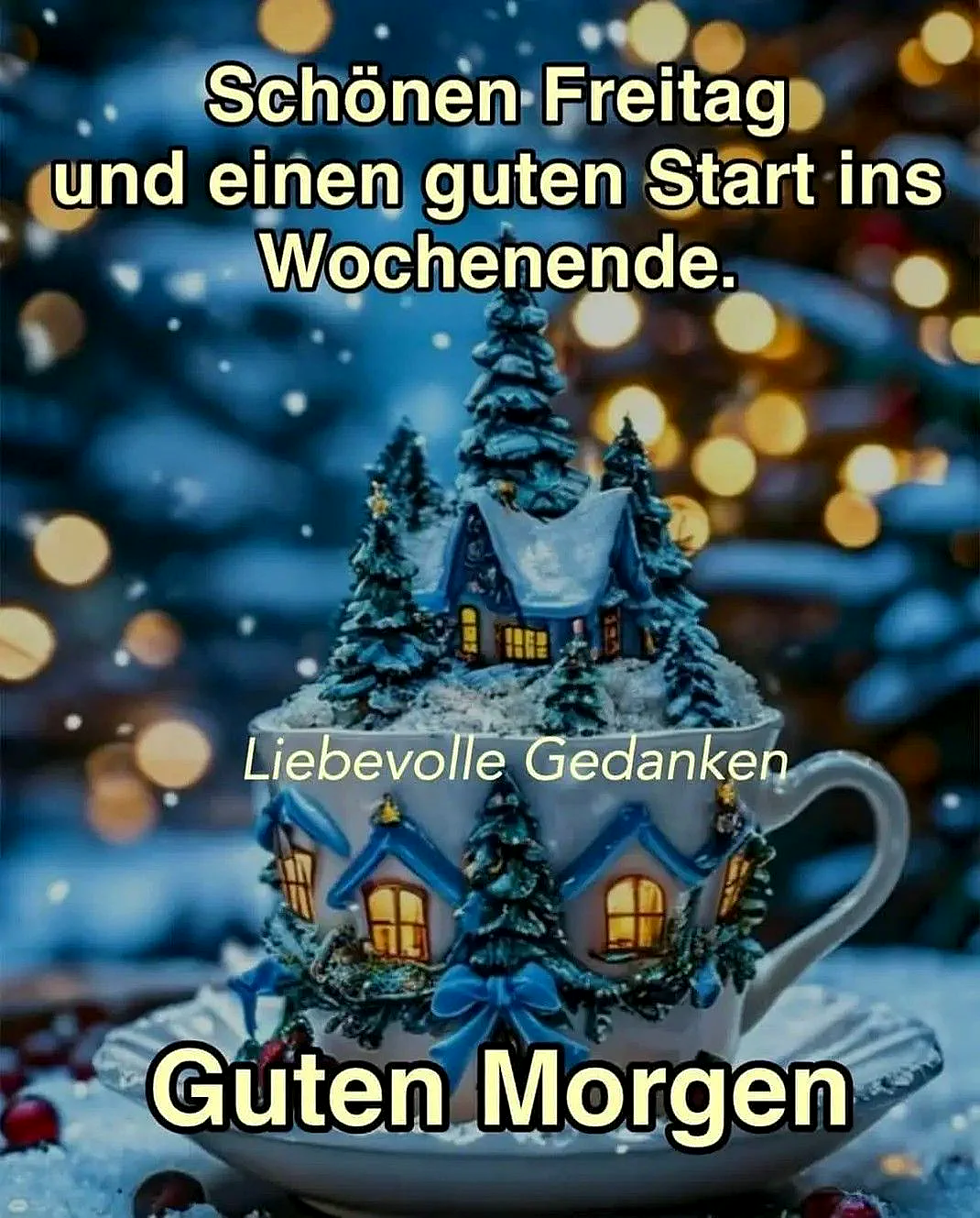 Ein winterliches Motiv mit einer Tasse, die ein blaues Haus mit schneebedeckten Tannen zeigt, umgeben von weihnachtlichen Lichtern und einer festlichen Atmosphäre.